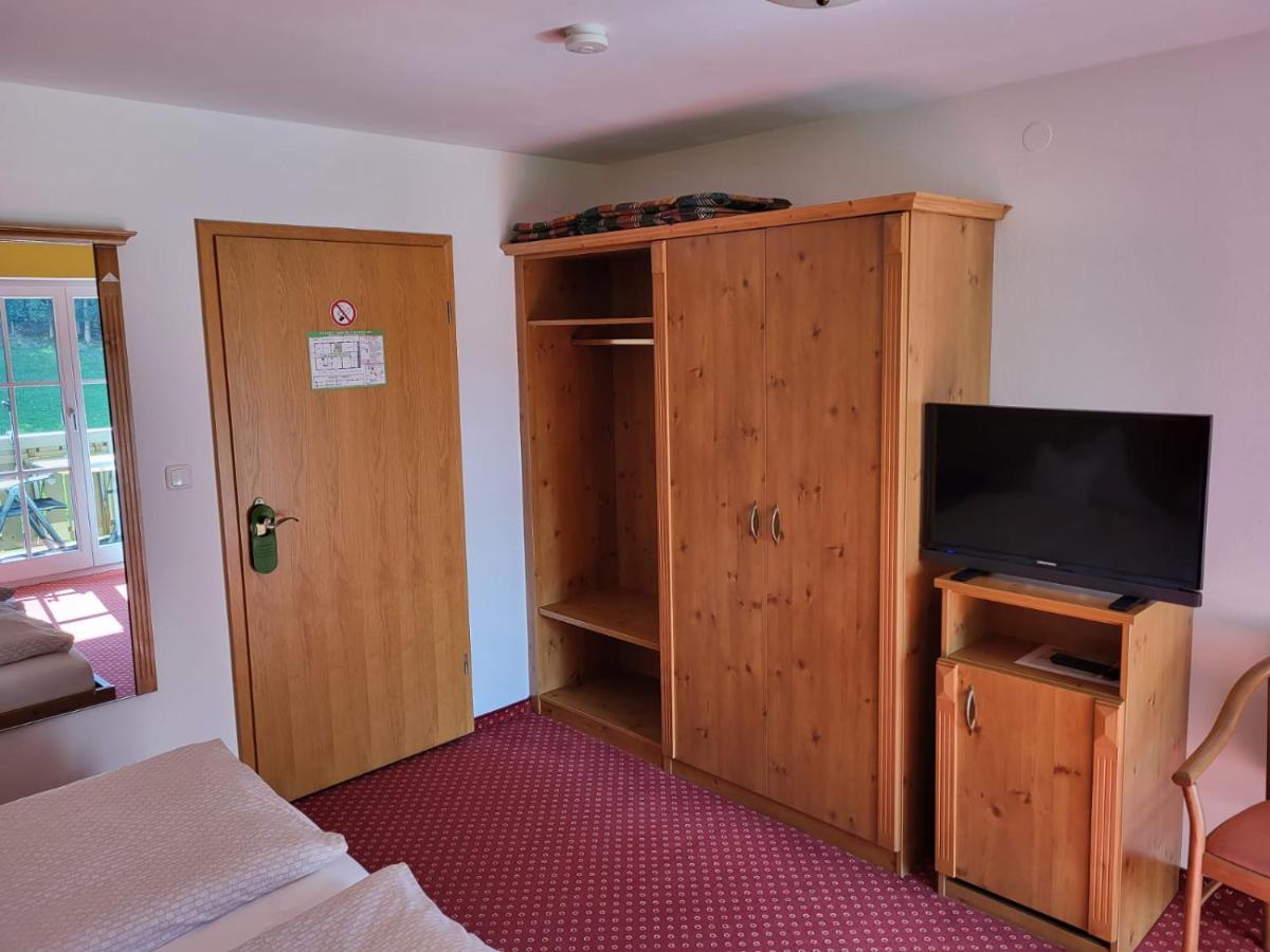 Gaestehaus Schwarz Prien am Chiemsee Dış mekan fotoğraf